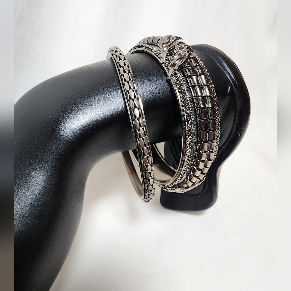 Vintage Abstract Gunmetal Bangle Bracelet Set – Textured Stackable Pair